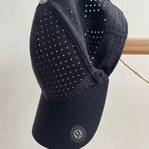 Lululemon running cap *seawheeze limited edition*